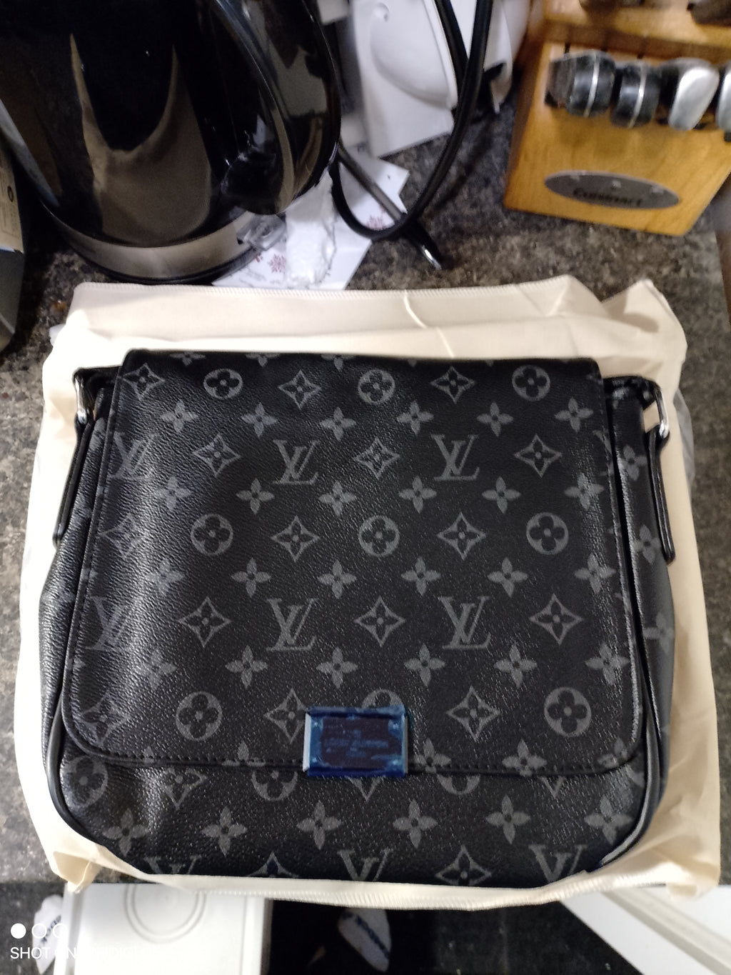 Louis Vuitton Messenger Bag