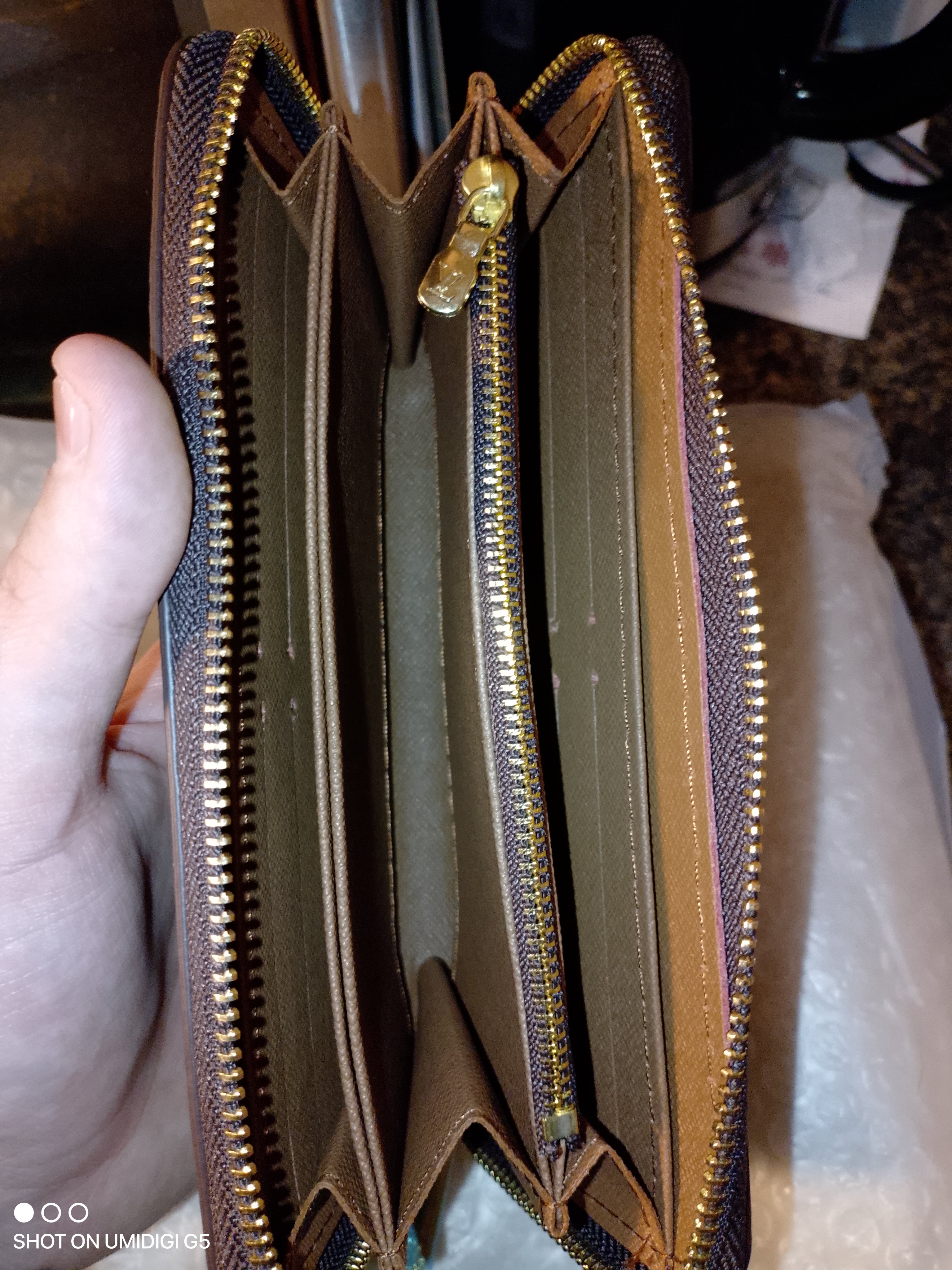 Louis Vuitton Women's Wallet